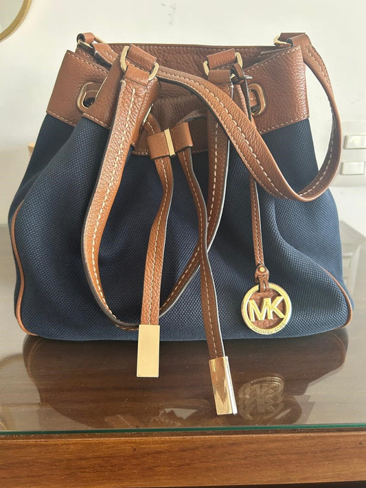 Bolsa MK