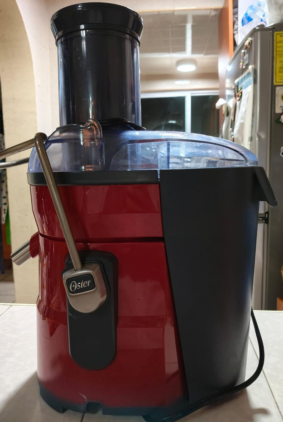 Extractor de Jugos Oster