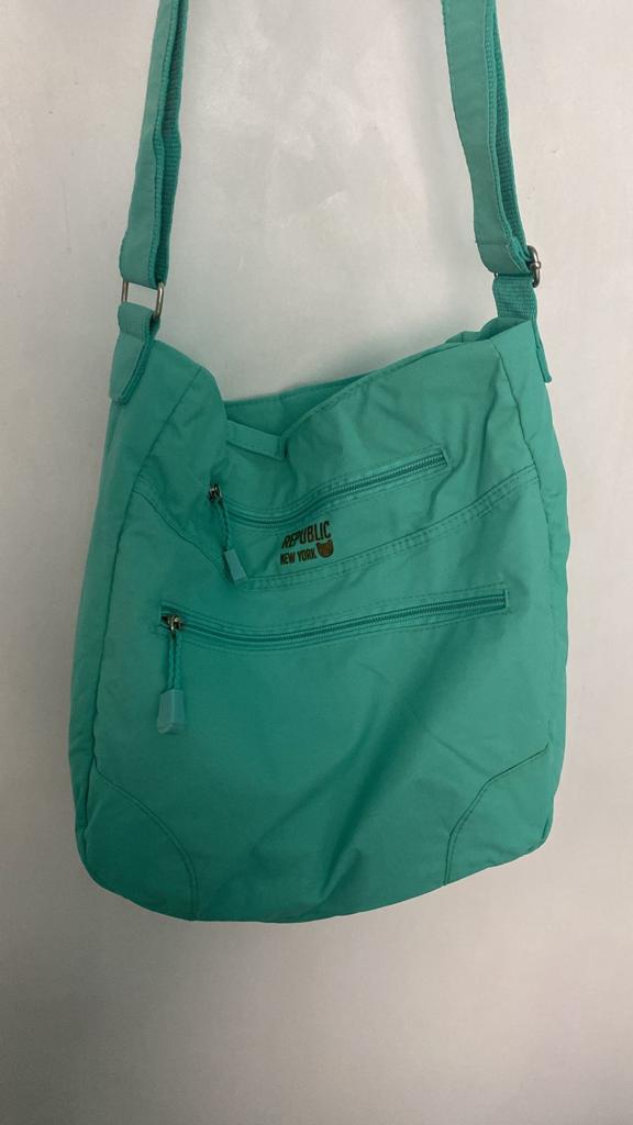 Bolsa verde aqua